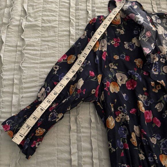 LAUREN Ralph Lauren Black Label Ruffle Trim Black Floral Top Size M - Picture 12 of 12